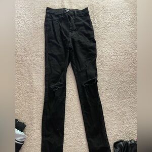 Black skinny jeans